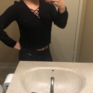 Black long sleeved crop